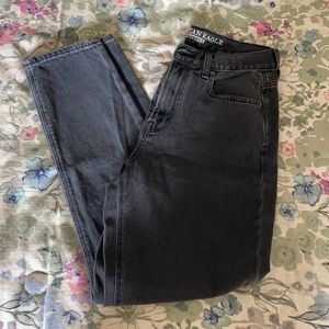 American Eagle Black Mom Jeans